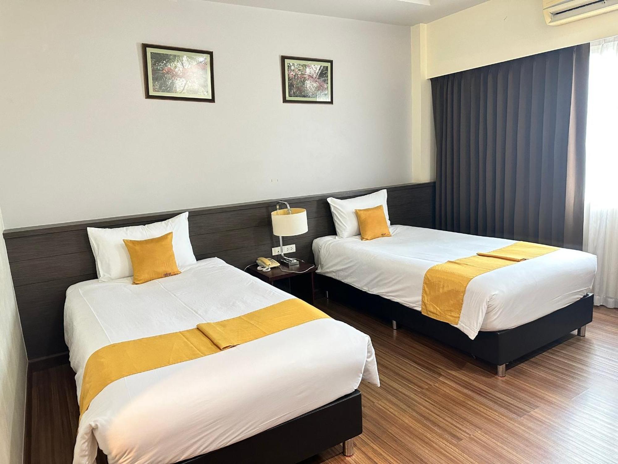 Akelada Hotel Nangrong Kültér fotó