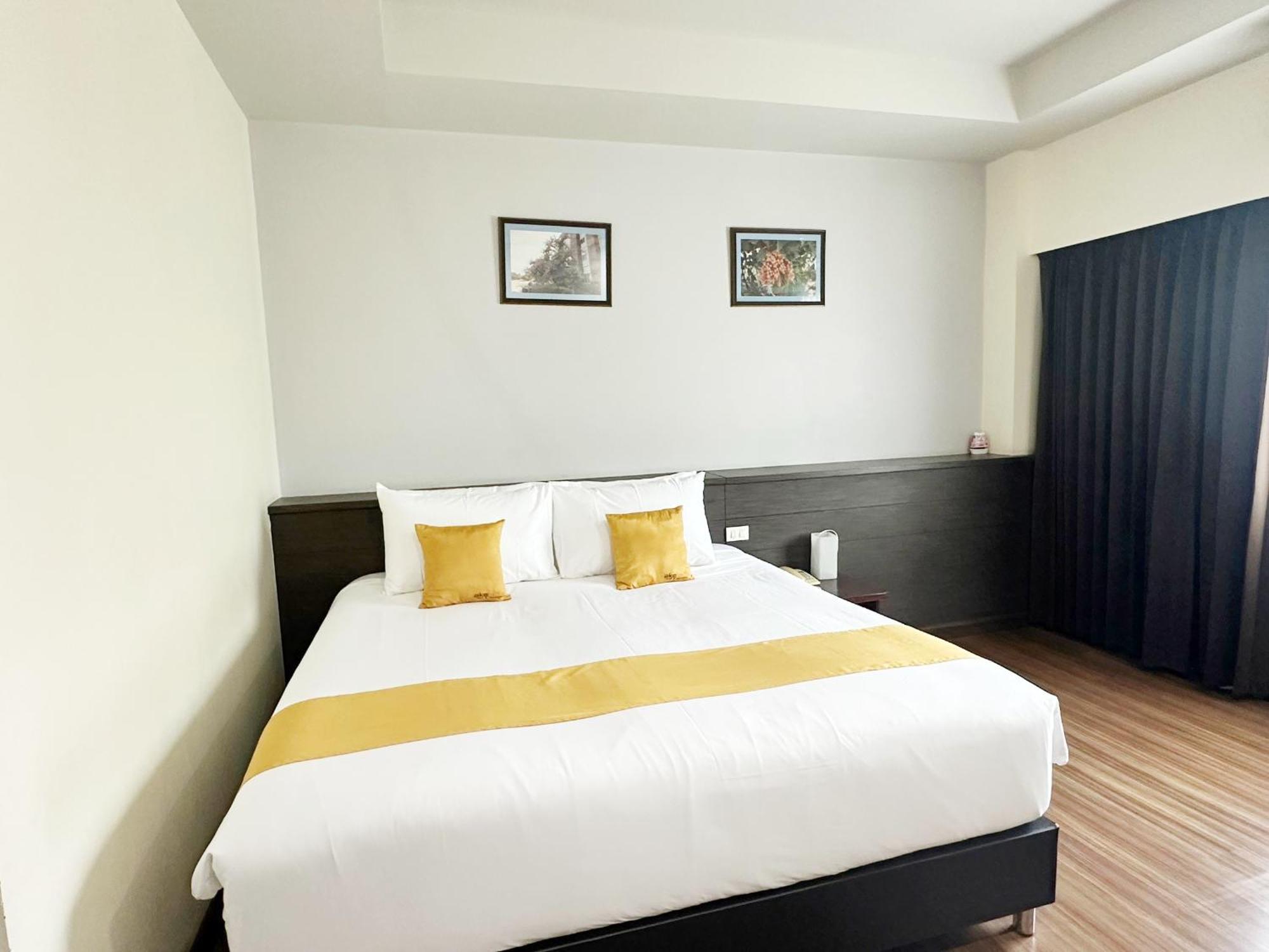 Akelada Hotel Nangrong Kültér fotó